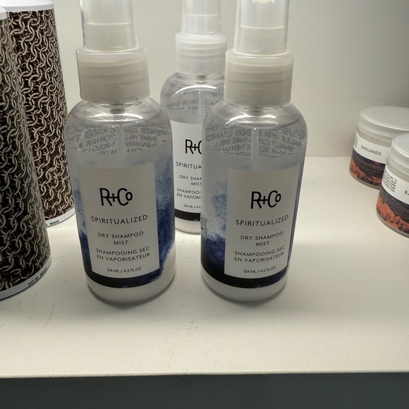 R+Co Other - R+Co Dallas Dry Shampoo Mist 4.2 oz